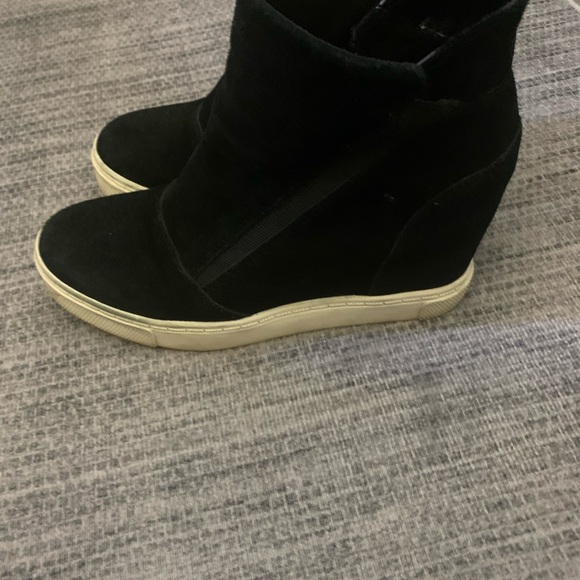 Steve Madden hidden heel shoes. Good condition. - Picture 4 of 8